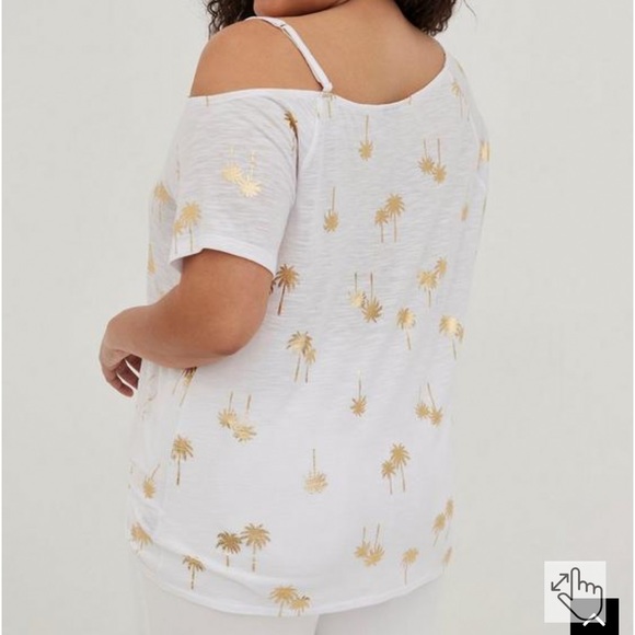 NWT! TORRID gold foil palm tree print skin tee, 2X. - Picture 3 of 9